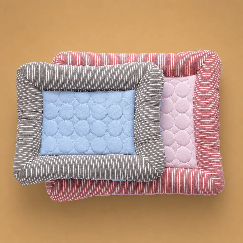 Coussin rafraichissant chien en coton - Rebords moelleux été