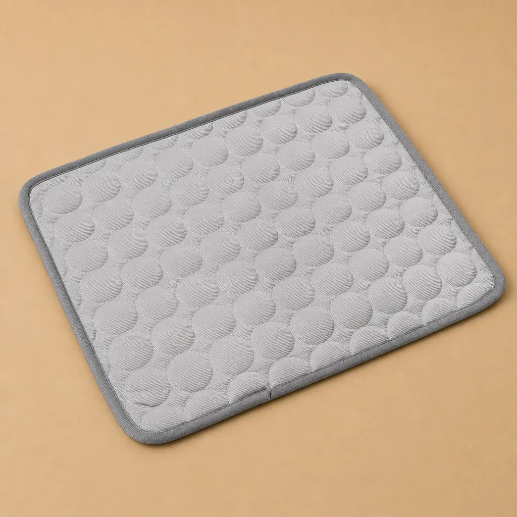 Tapis chien rafraichissant ice silk - 5 tailles sans gel