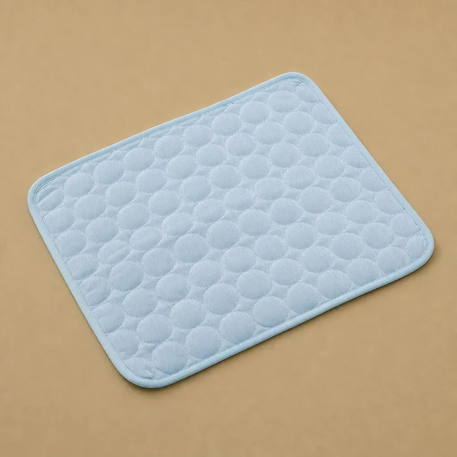Tapis chien rafraichissant ice silk - 5 tailles sans gel