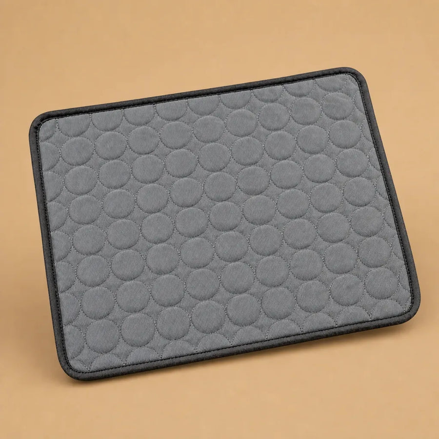 Tapis chien rafraichissant ice silk - 5 tailles sans gel