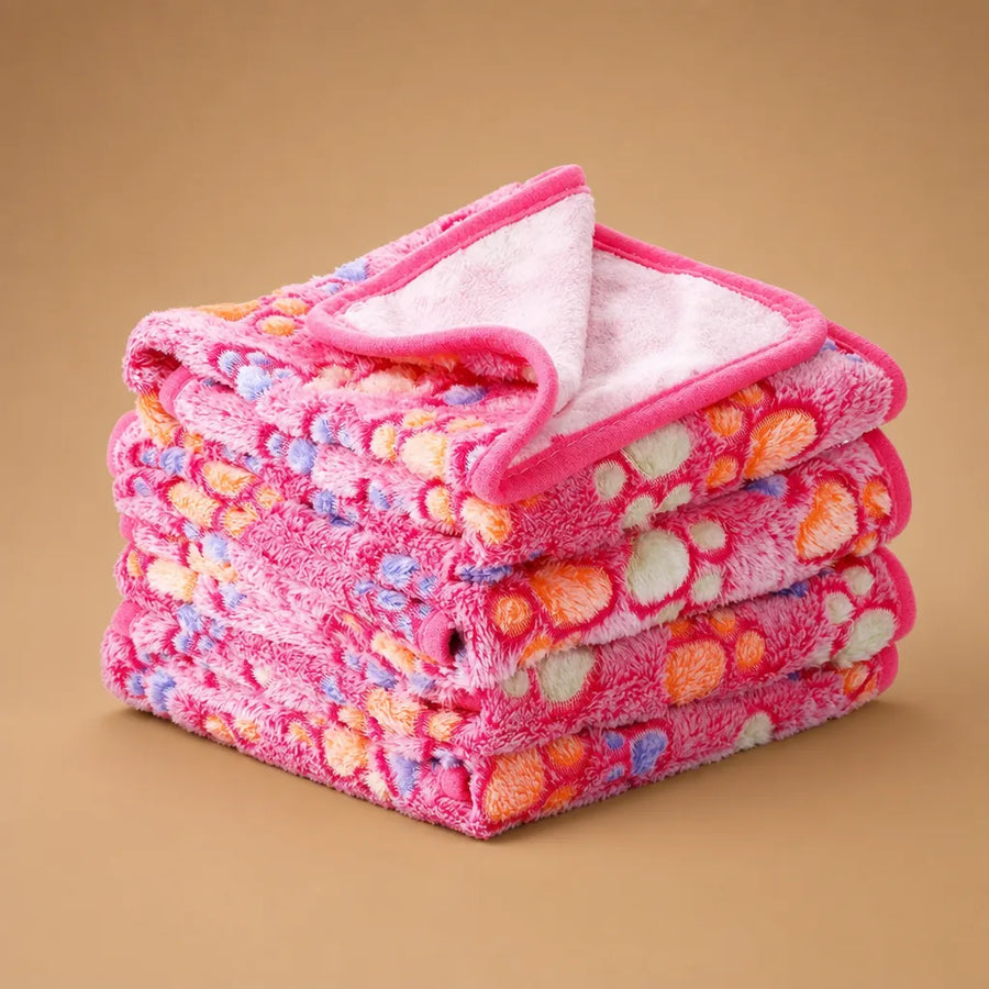 Plaid pour chien en coral fleece - Motif pattes et éléphants