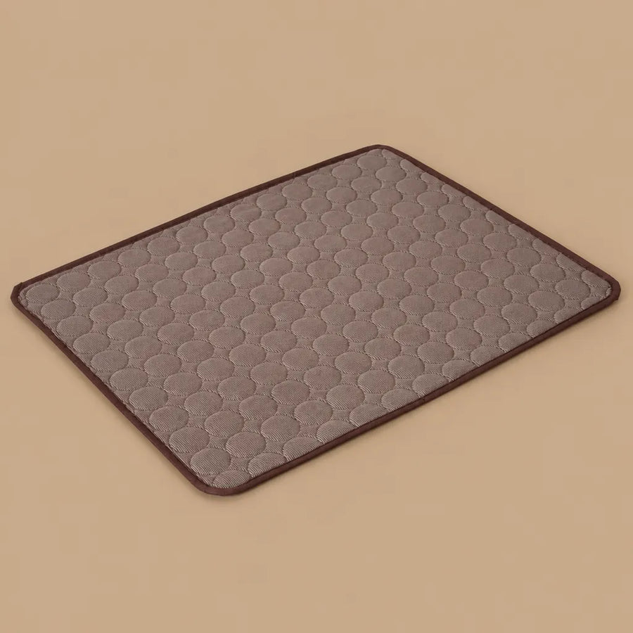 Tapis chien rafraichissant ice silk - 5 tailles sans gel